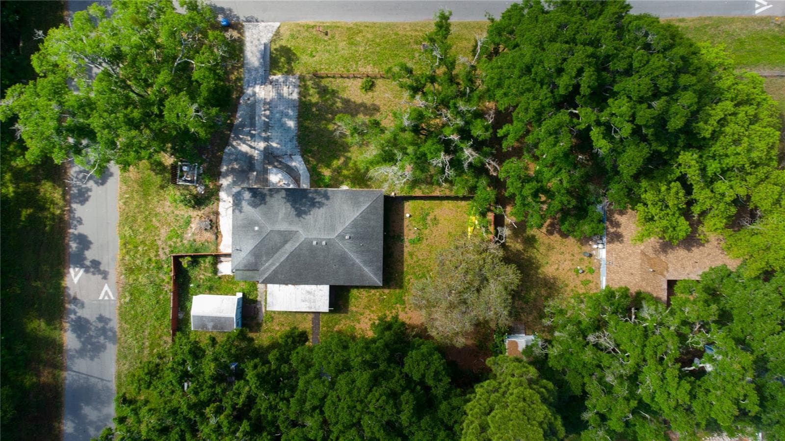 Single Family Residence at 7716 E COMANCHE AVE, TAMPA, photo 44 of 48