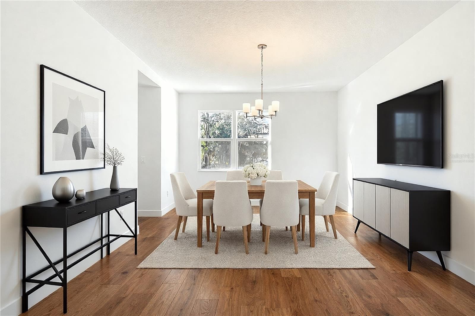 Dinning Room Seller will change the floor to your choice virtually staged - 410 S WEST SHORE BLVD, TAMPA