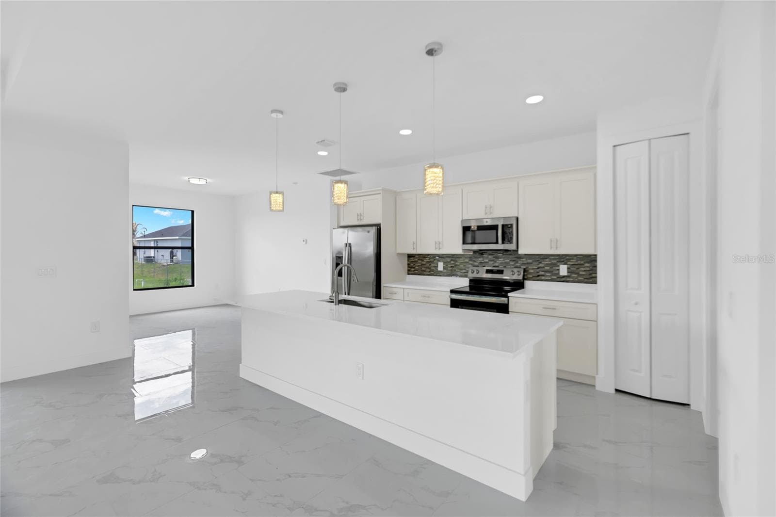 Single Family Residence at 2915 23RD ST SW, LEHIGH ACRES, photo 20 of 52