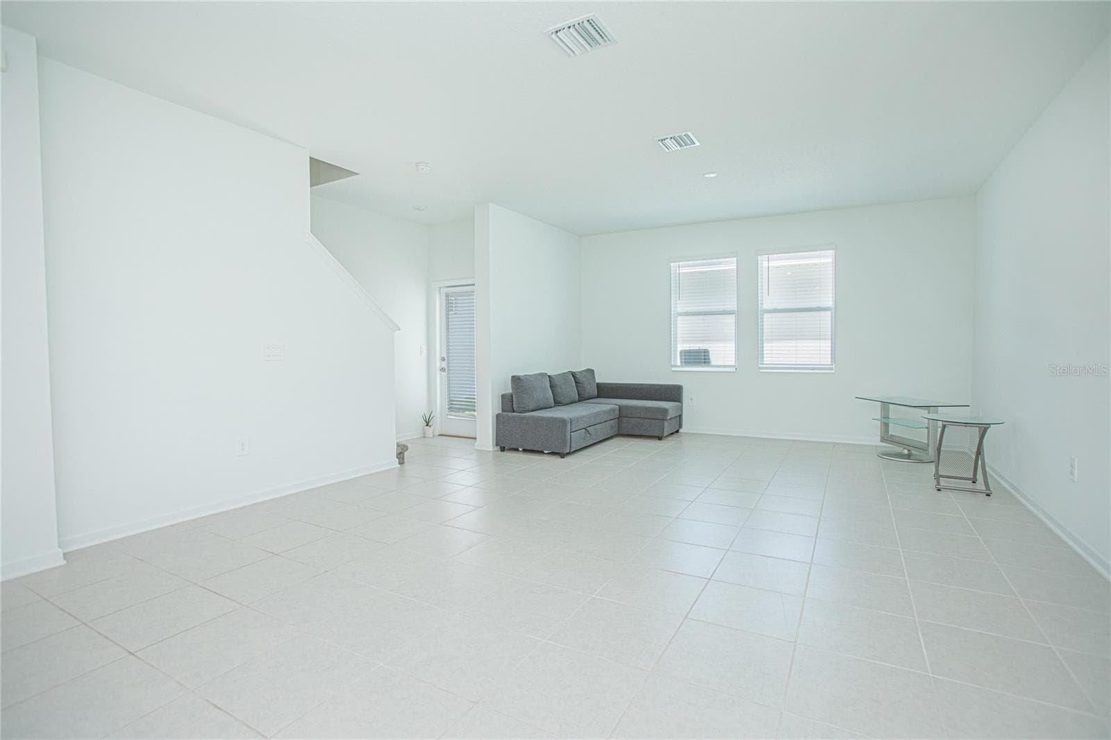 Single Family Residence at 1844 BRIGHT SKY DR, KISSIMMEE, photo 9 of 35