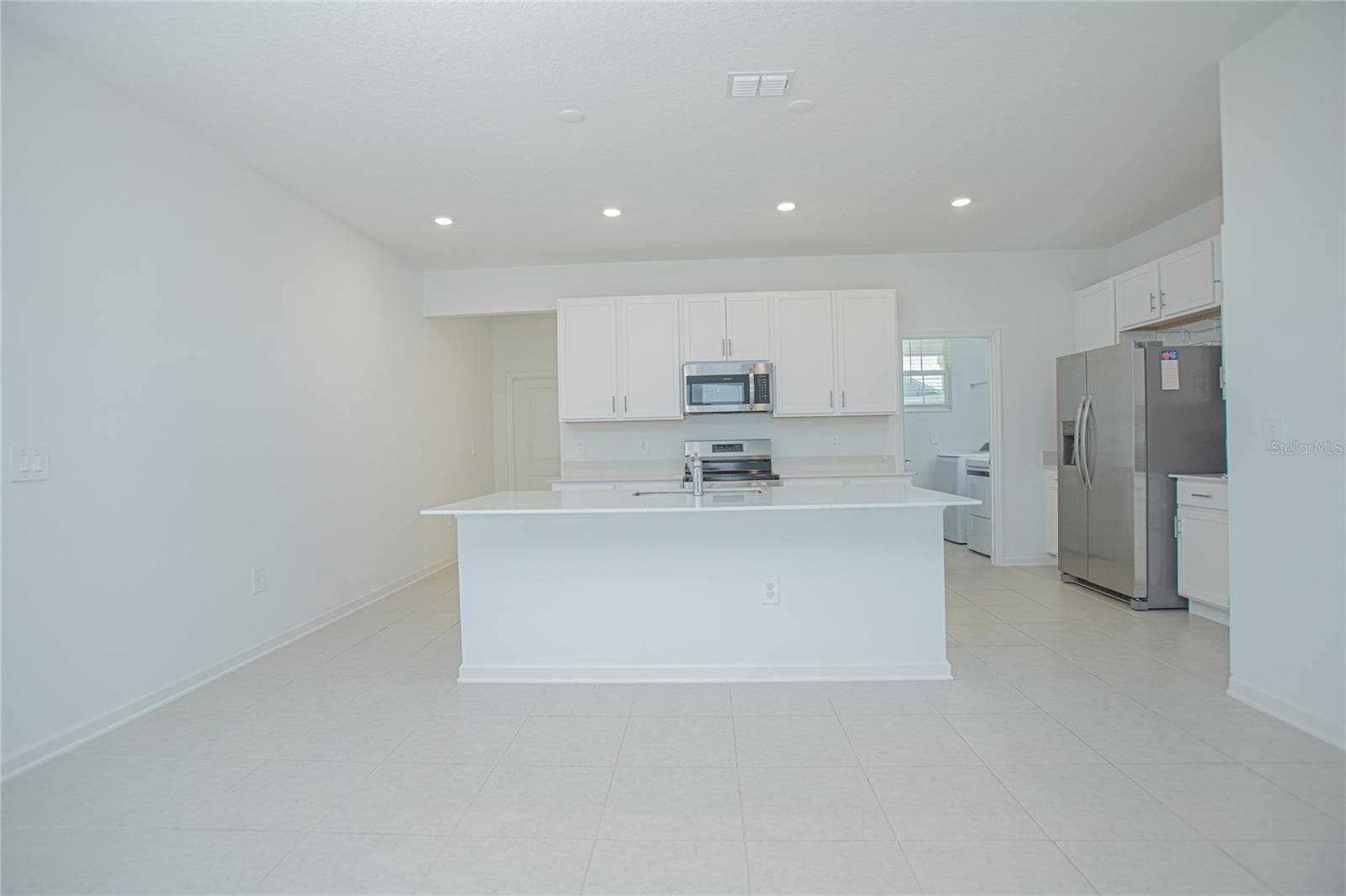 Single Family Residence at 1844 BRIGHT SKY DR, KISSIMMEE, photo 11 of 35