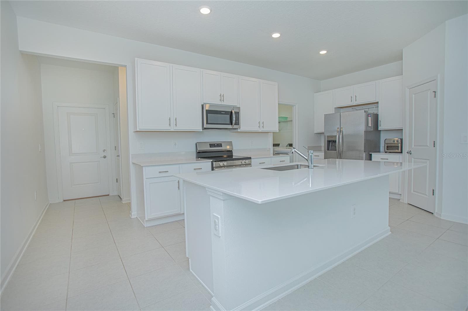 Single Family Residence at 1844 BRIGHT SKY DR, KISSIMMEE, photo 12 of 35