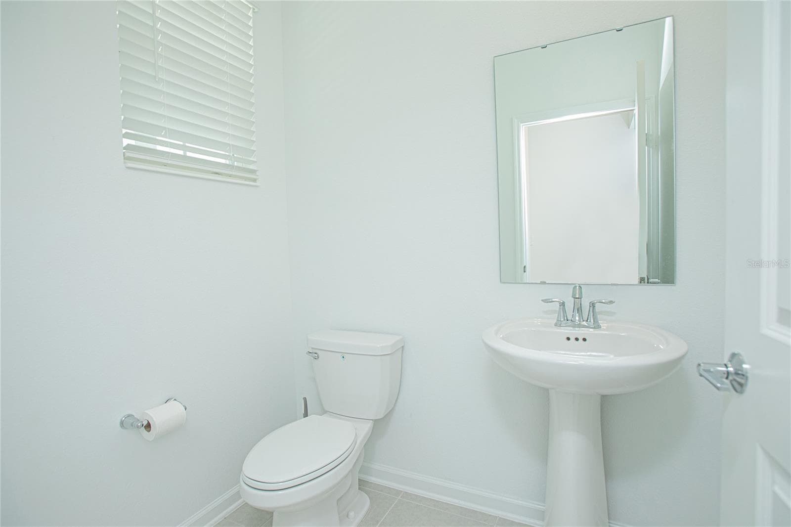 Single Family Residence at 1844 BRIGHT SKY DR, KISSIMMEE, photo 15 of 35