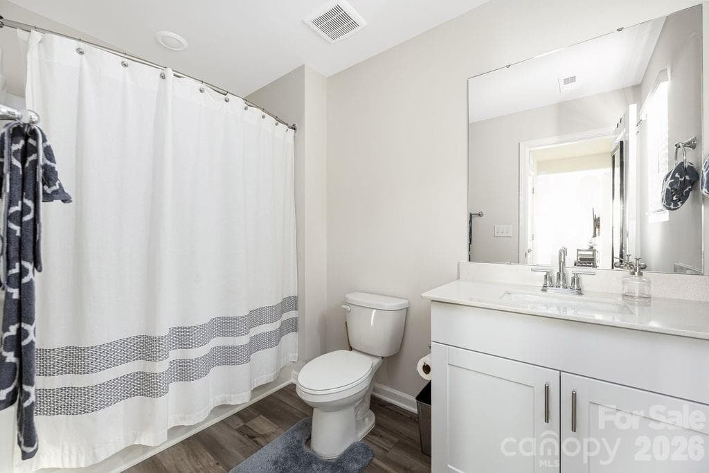 Upstairs Bathroom - 1135 Harland Street, Charlotte