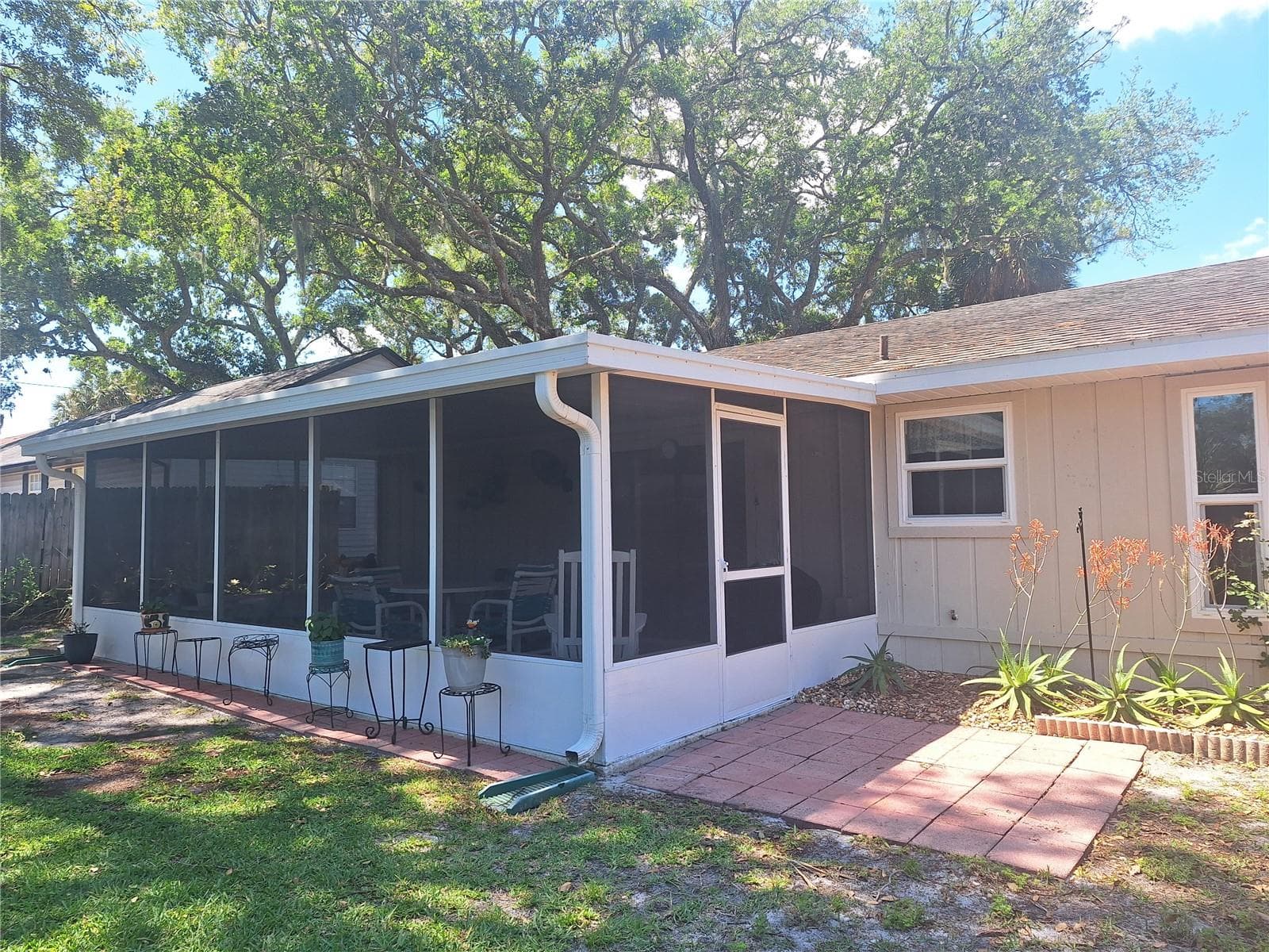 Single Family Residence at 2707 PINE TREE DR, EDGEWATER, photo 26 of 29