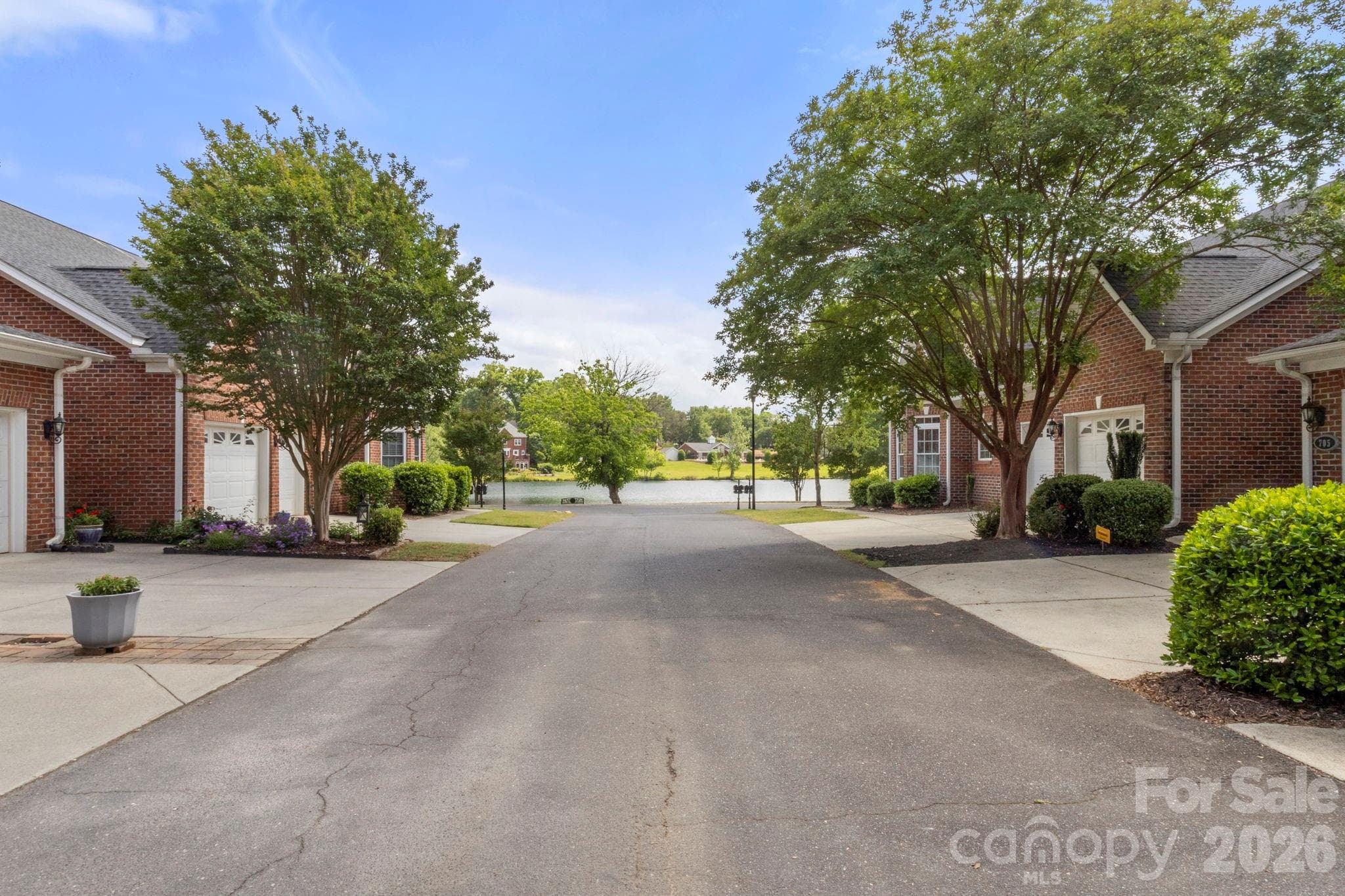 Quiet interior street with guest parking. - 705 Congressional Lane, Fort Mill