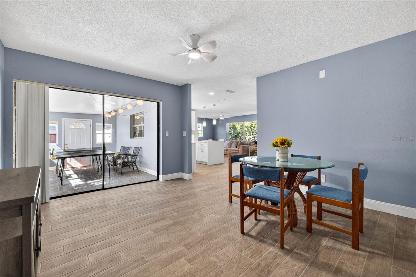 Single Family Residence at 5810 VENETIAN BLVD NE, ST PETERSBURG, photo 13 of 28