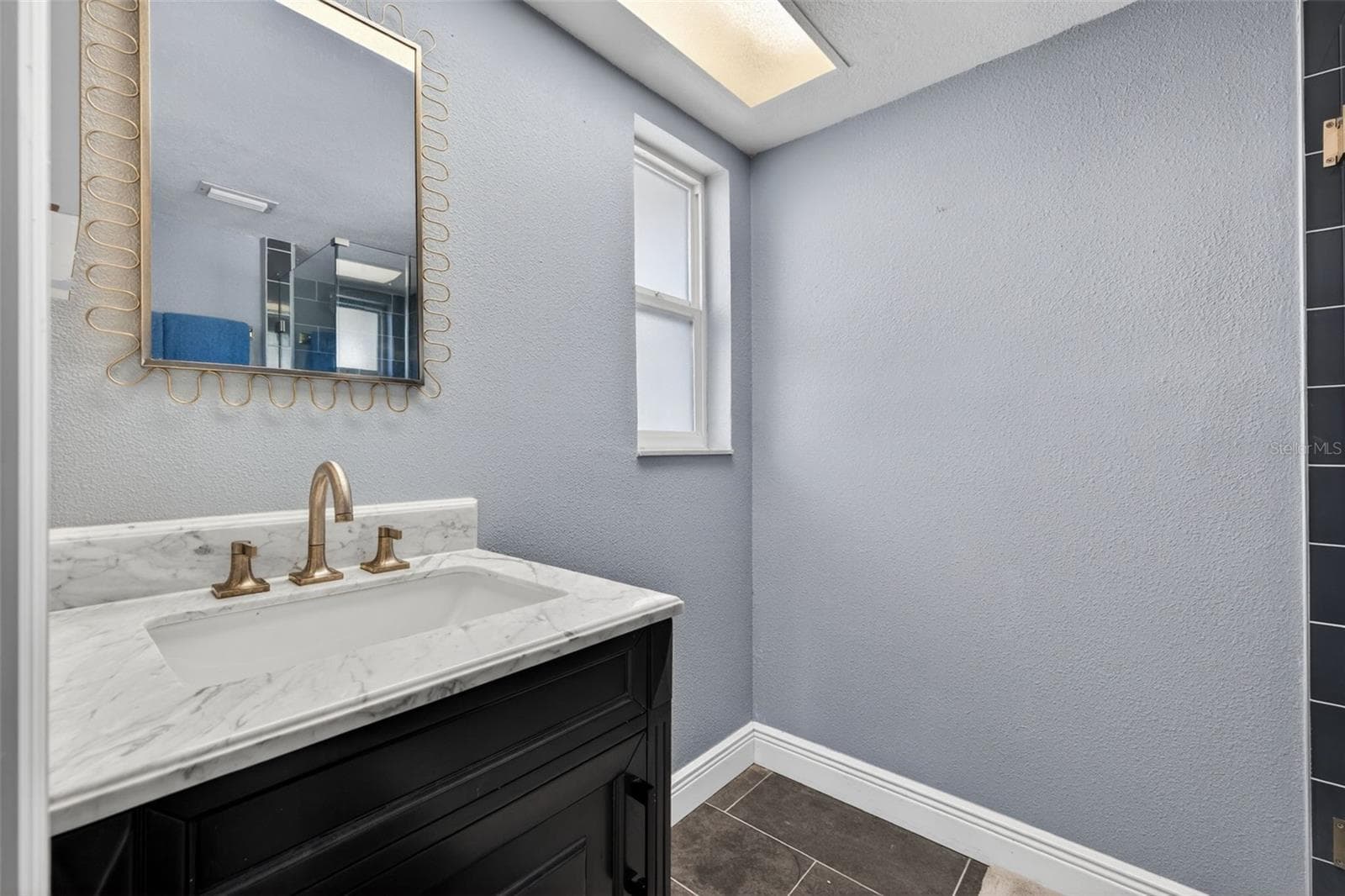 Single Family Residence at 5810 VENETIAN BLVD NE, ST PETERSBURG, photo 18 of 28
