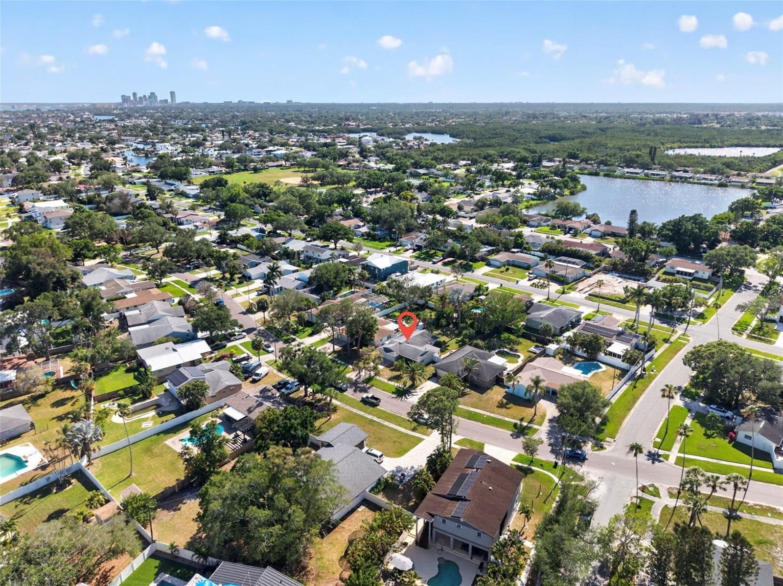 Single Family Residence at 5810 VENETIAN BLVD NE, ST PETERSBURG, photo 25 of 28