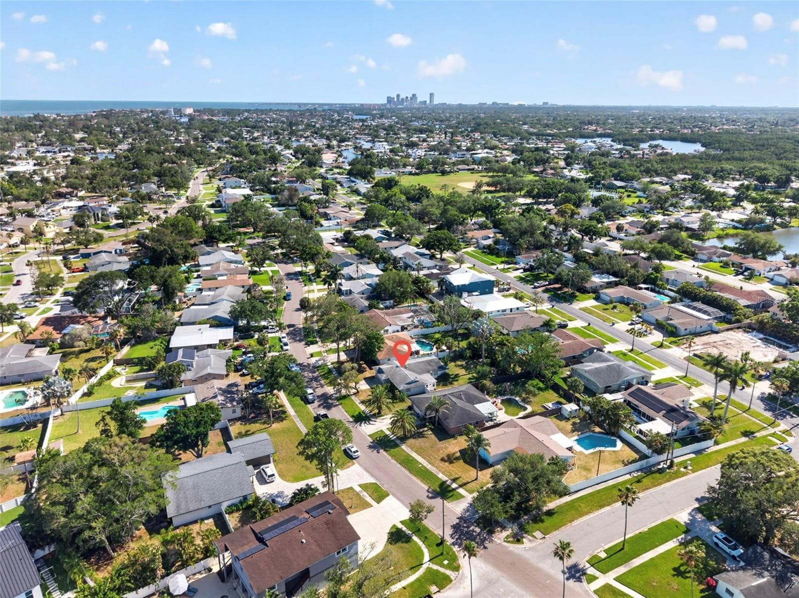 Single Family Residence at 5810 VENETIAN BLVD NE, ST PETERSBURG, photo 26 of 28