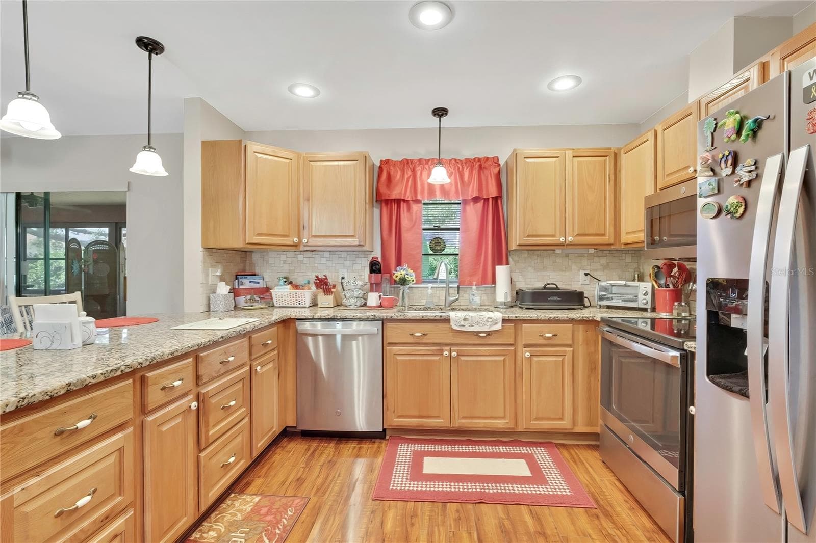 Single Family Residence at 7411 BALTUSROL DR, NEW PORT RICHEY, photo 17 of 34