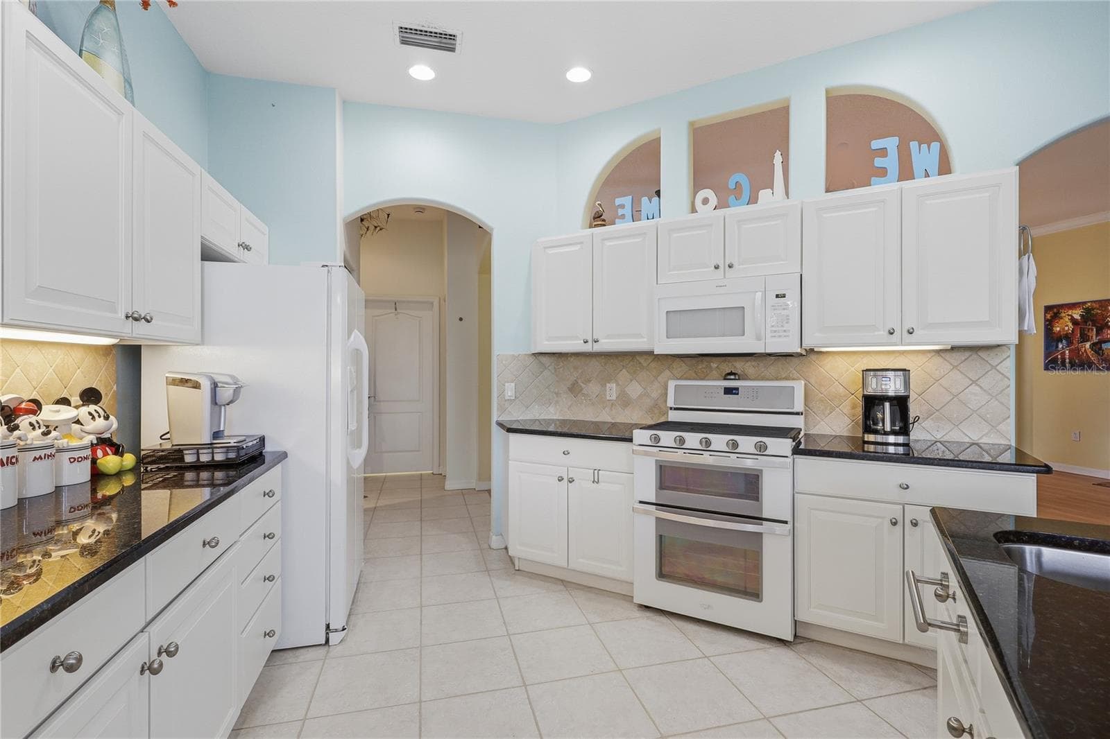Single Family Residence at 758 PLANTERS MANOR WAY, BRADENTON, photo 10 of 33