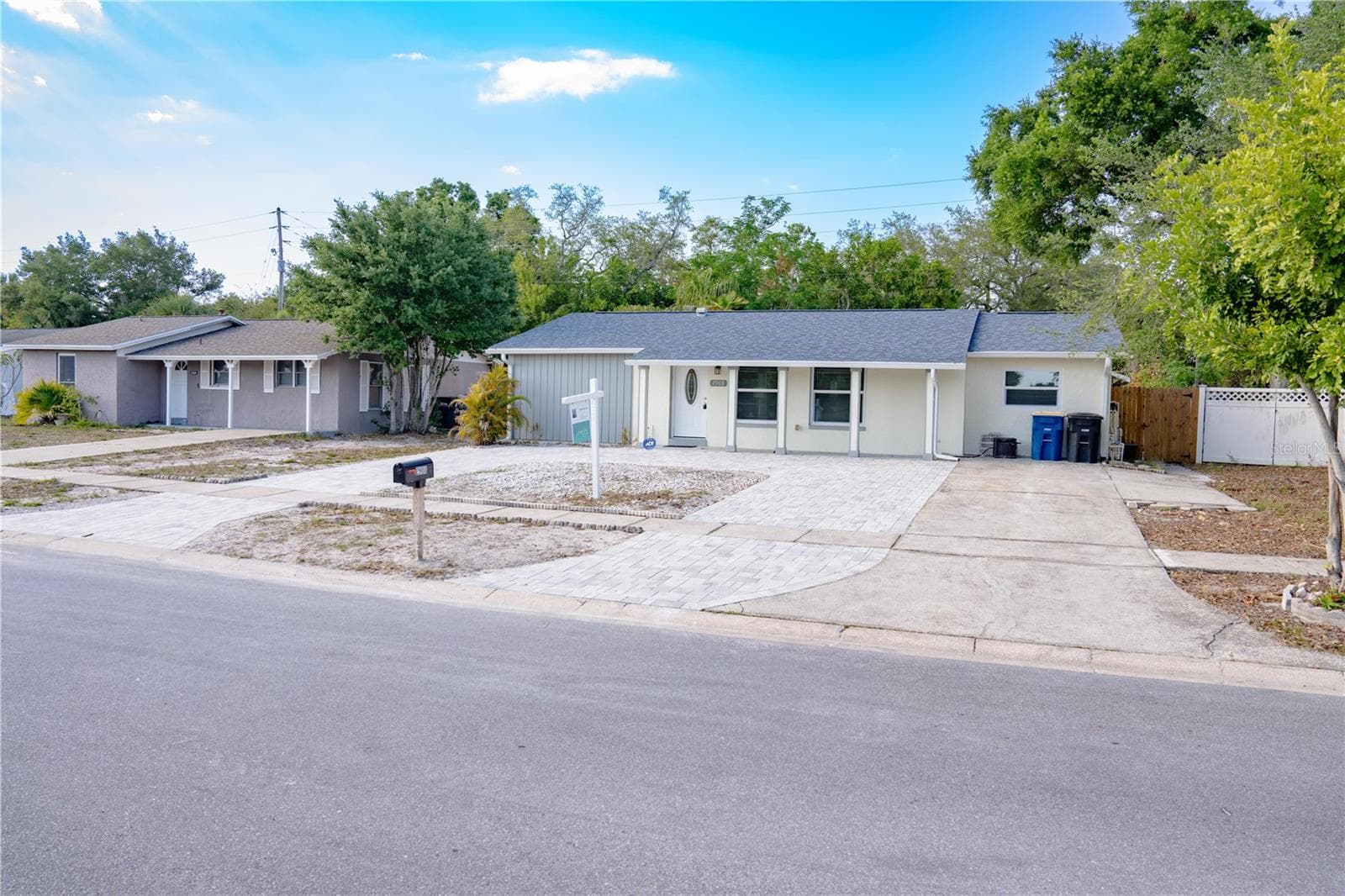 Single Family Residence at 2908 EDENWOOD ST, CLEARWATER, photo 2 of 34