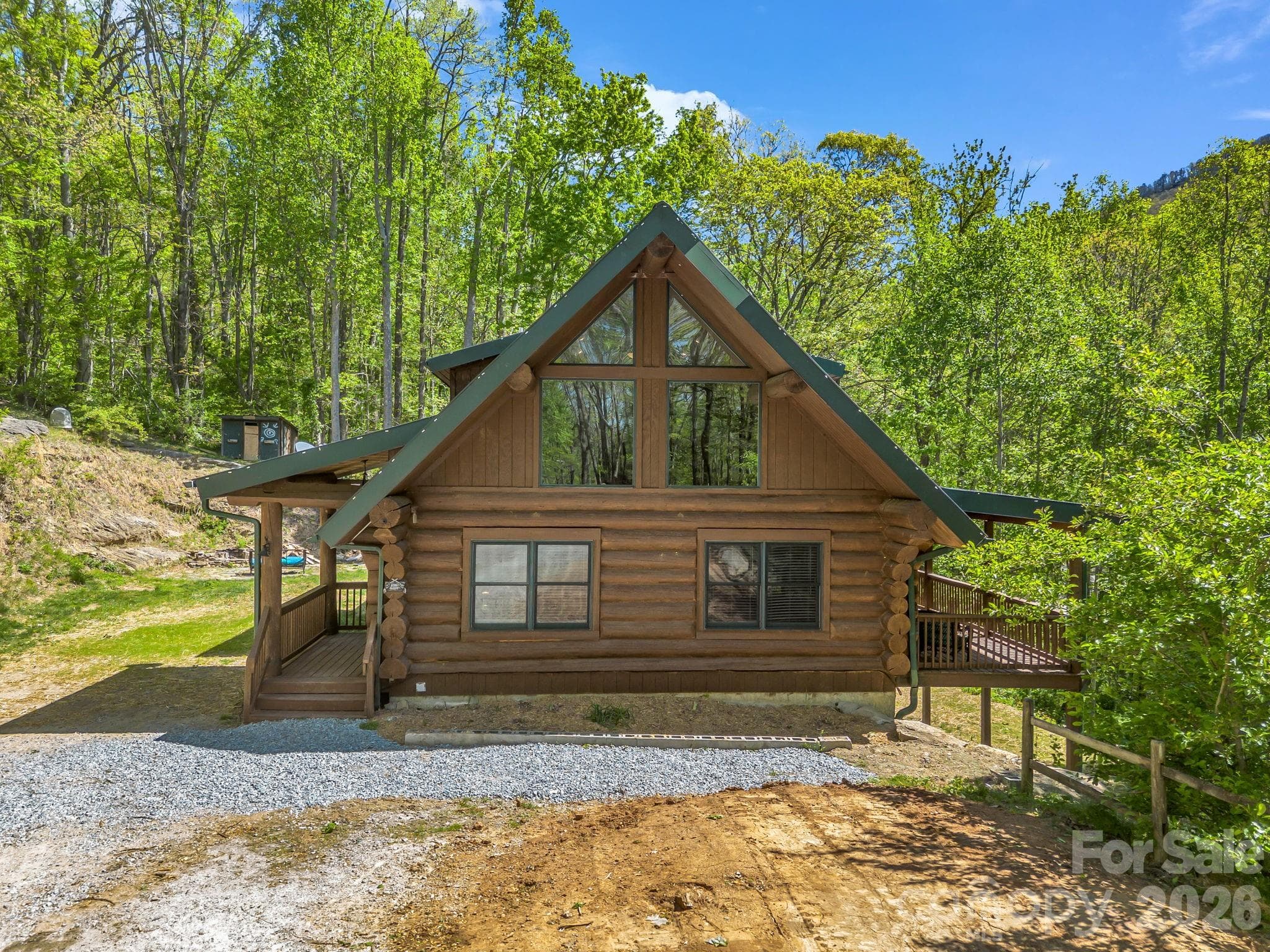 Single Family Residence at Hendersonville, photo 3 of 46