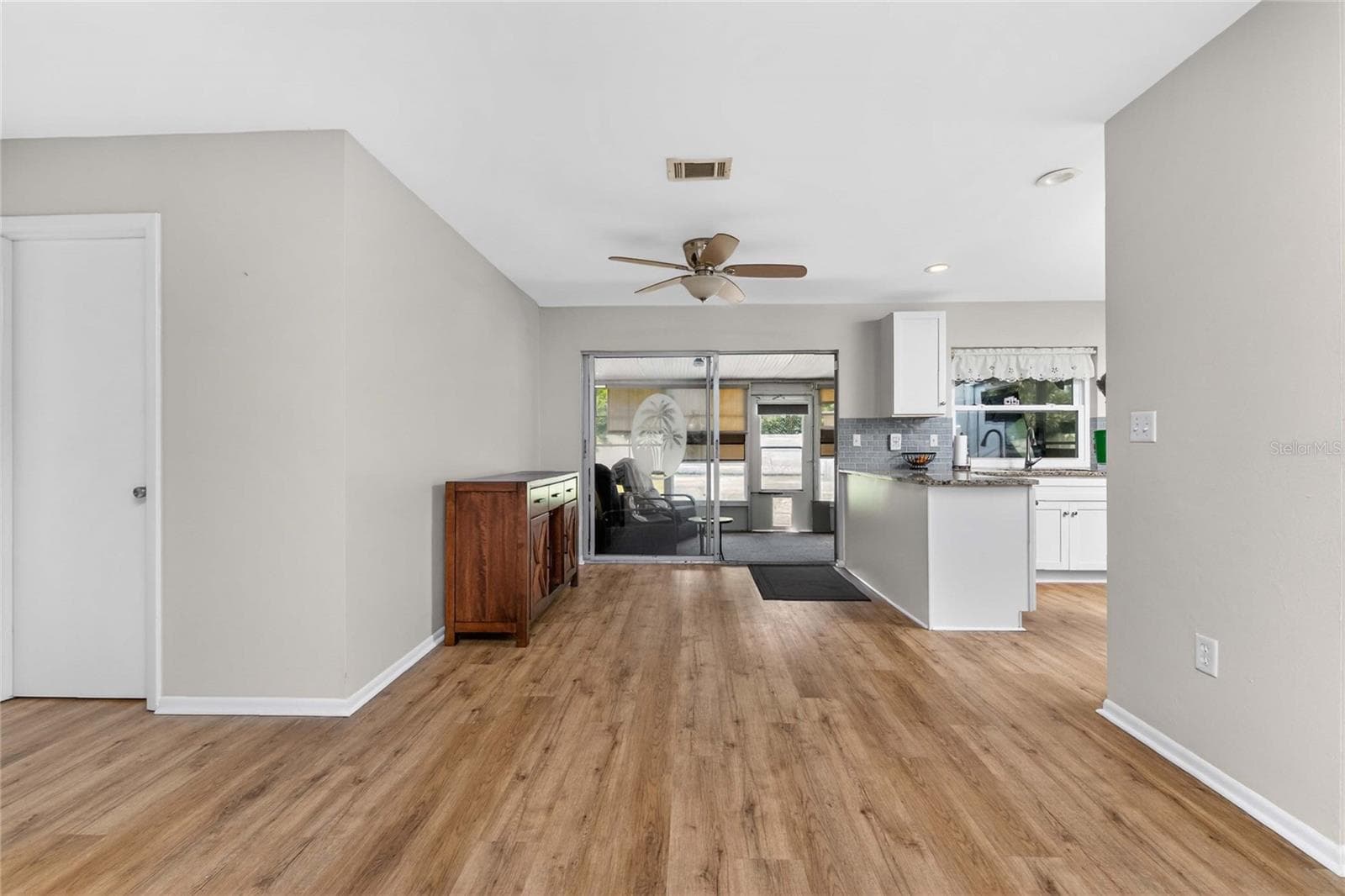 Single Family Residence at 557 MAGNOLIA AVE NW, PORT CHARLOTTE, photo 8 of 43