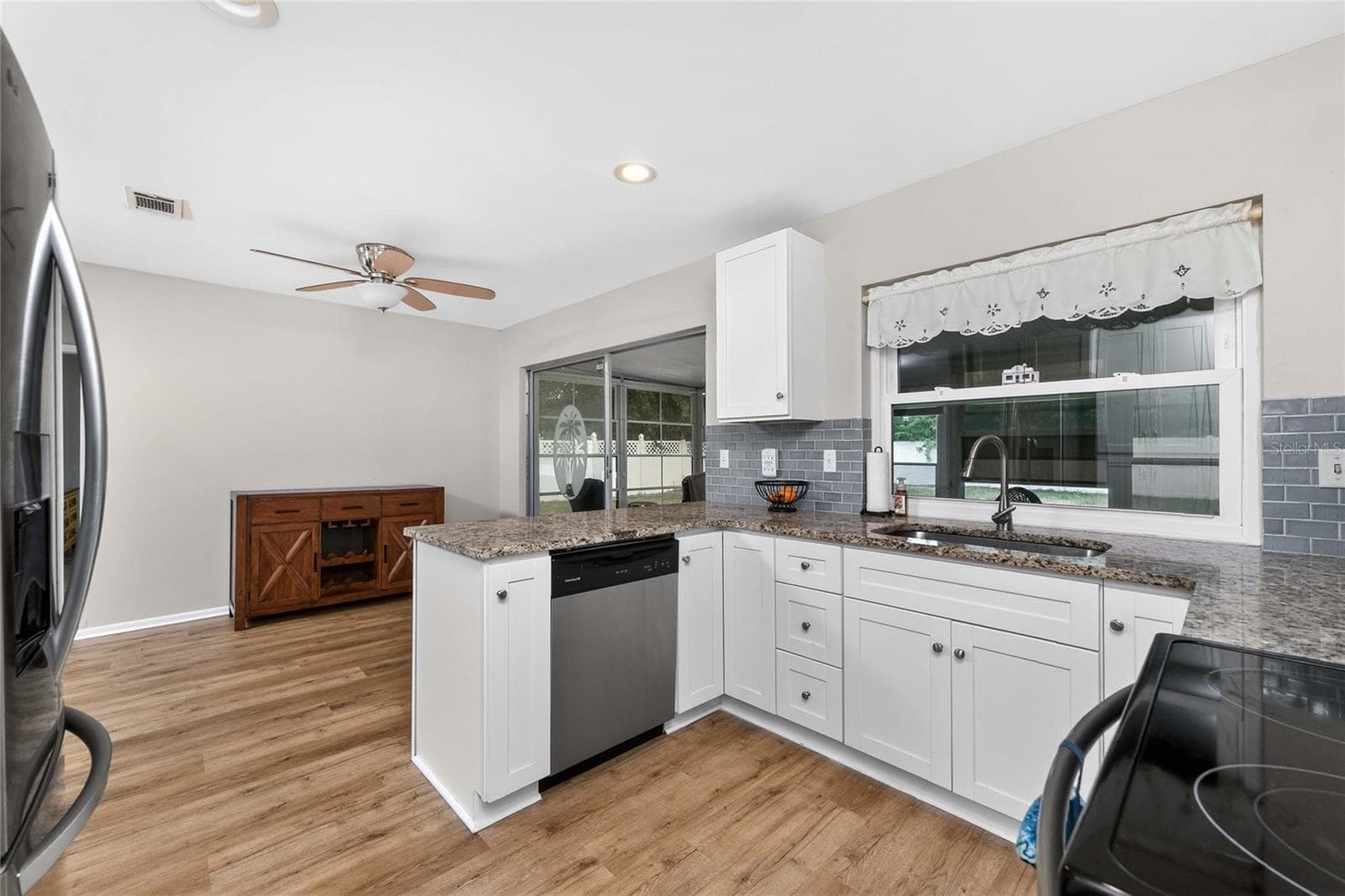Single Family Residence at 557 MAGNOLIA AVE NW, PORT CHARLOTTE, photo 12 of 43