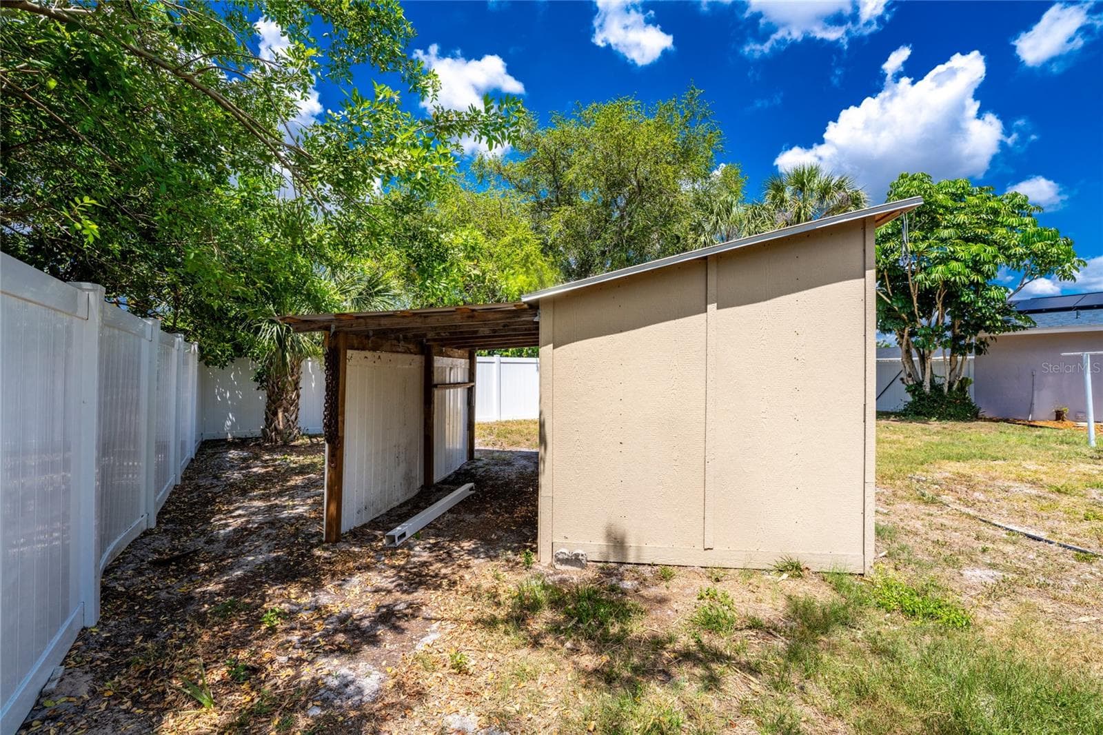 Single Family Residence at 557 MAGNOLIA AVE NW, PORT CHARLOTTE, photo 33 of 43