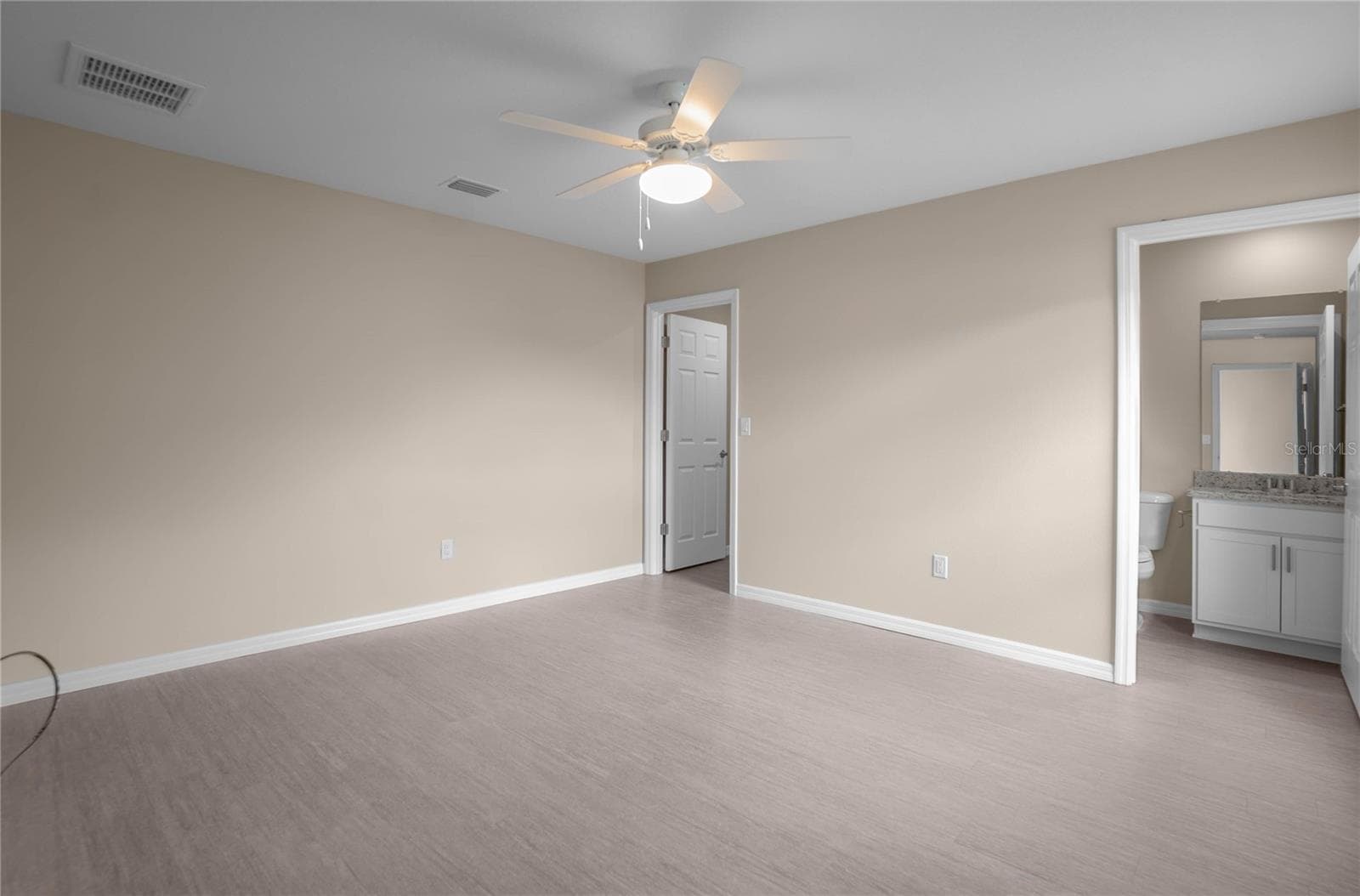 Single Family Residence at 10494 S DREW BRYANT CIR, FLORAL CITY, photo 14 of 27