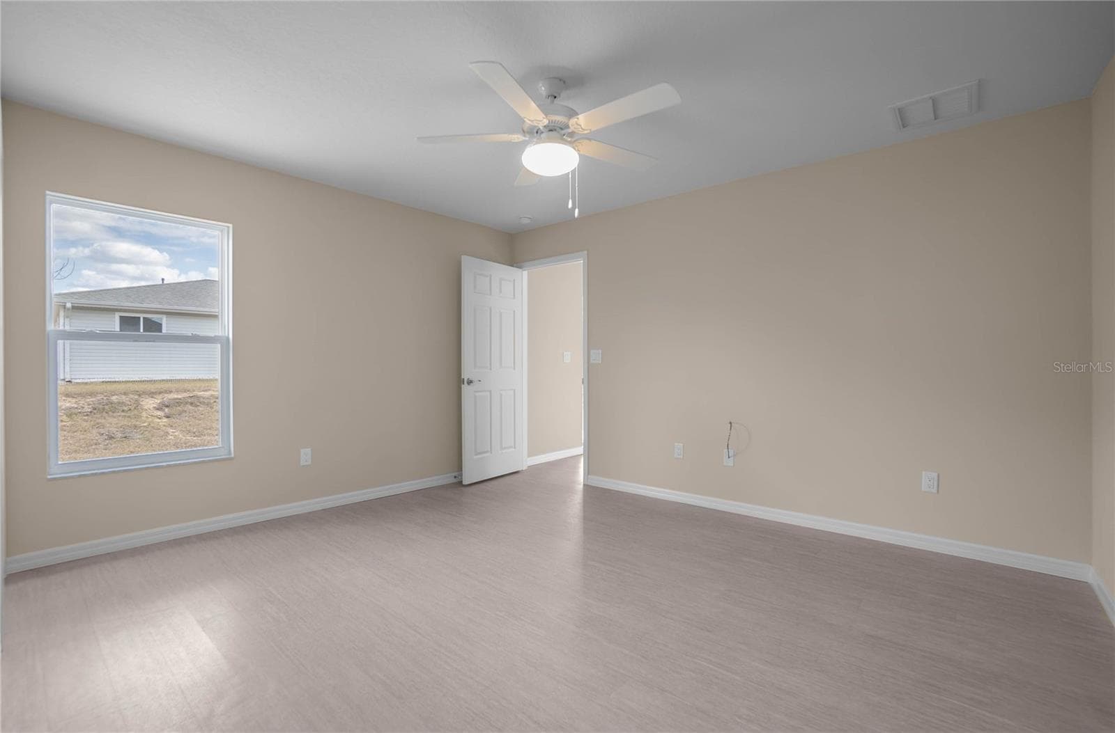 Single Family Residence at 10494 S DREW BRYANT CIR, FLORAL CITY, photo 15 of 27