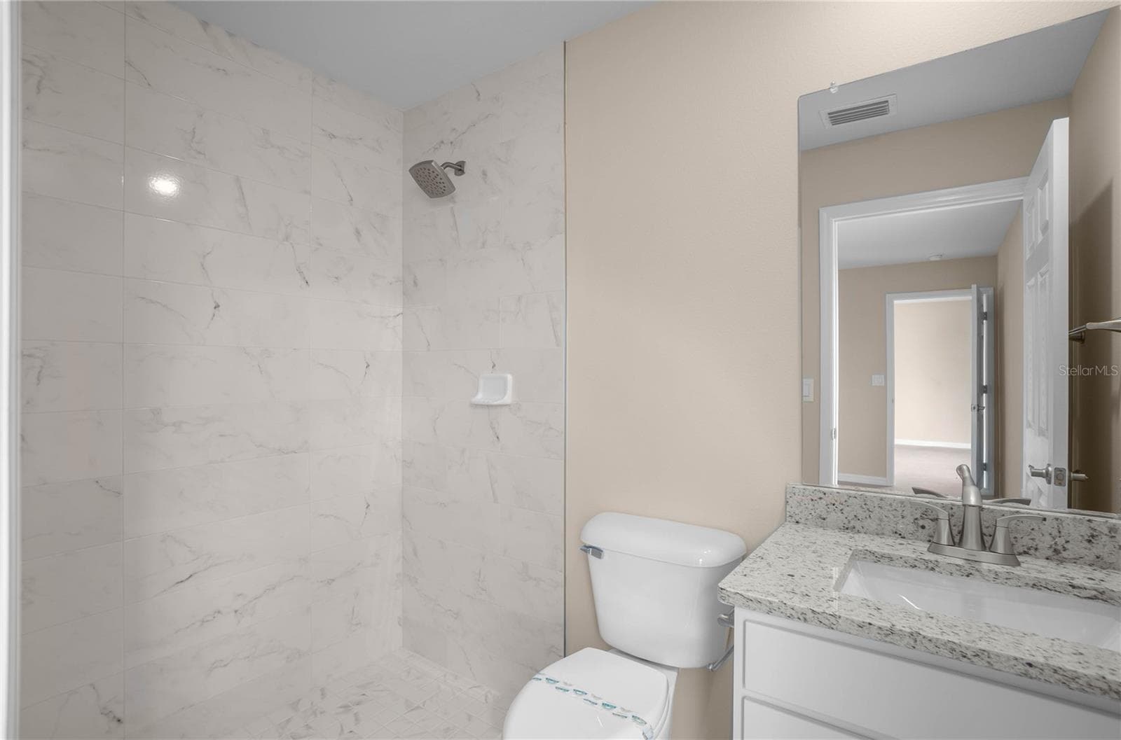 Single Family Residence at 10494 S DREW BRYANT CIR, FLORAL CITY, photo 16 of 27