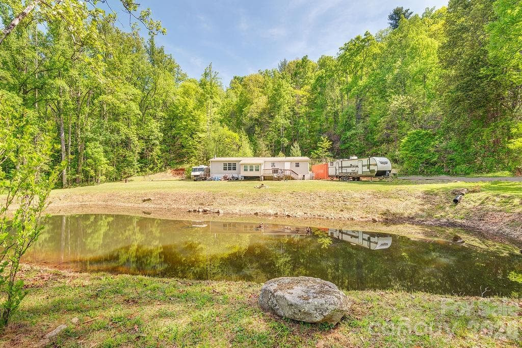 Single Family Residence at Weaverville, photo 2 of 21