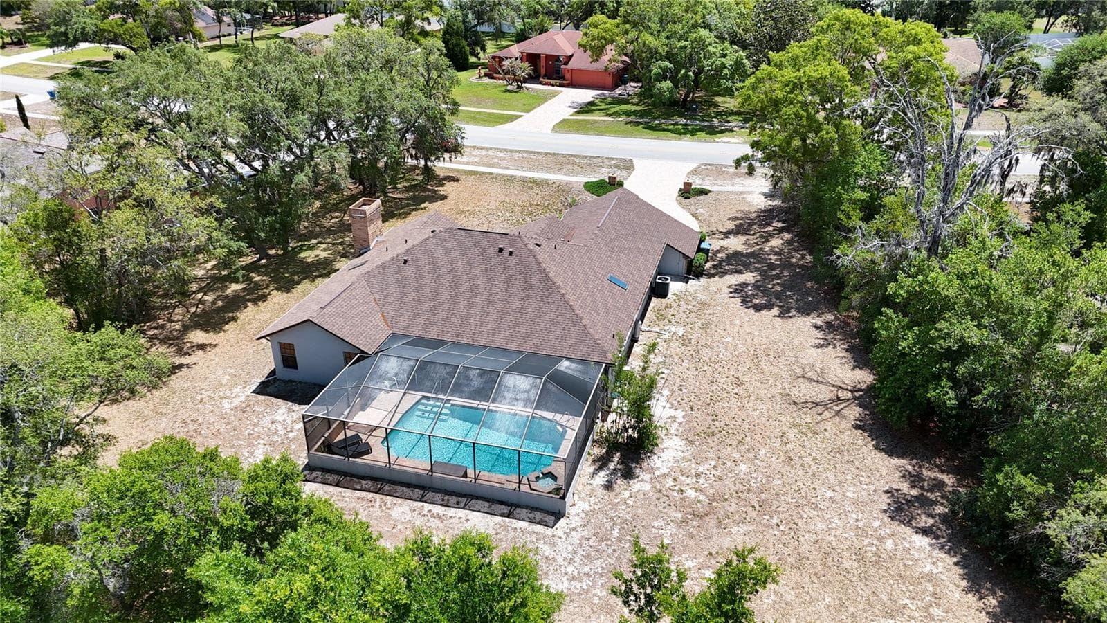 14692 LINDEN DR