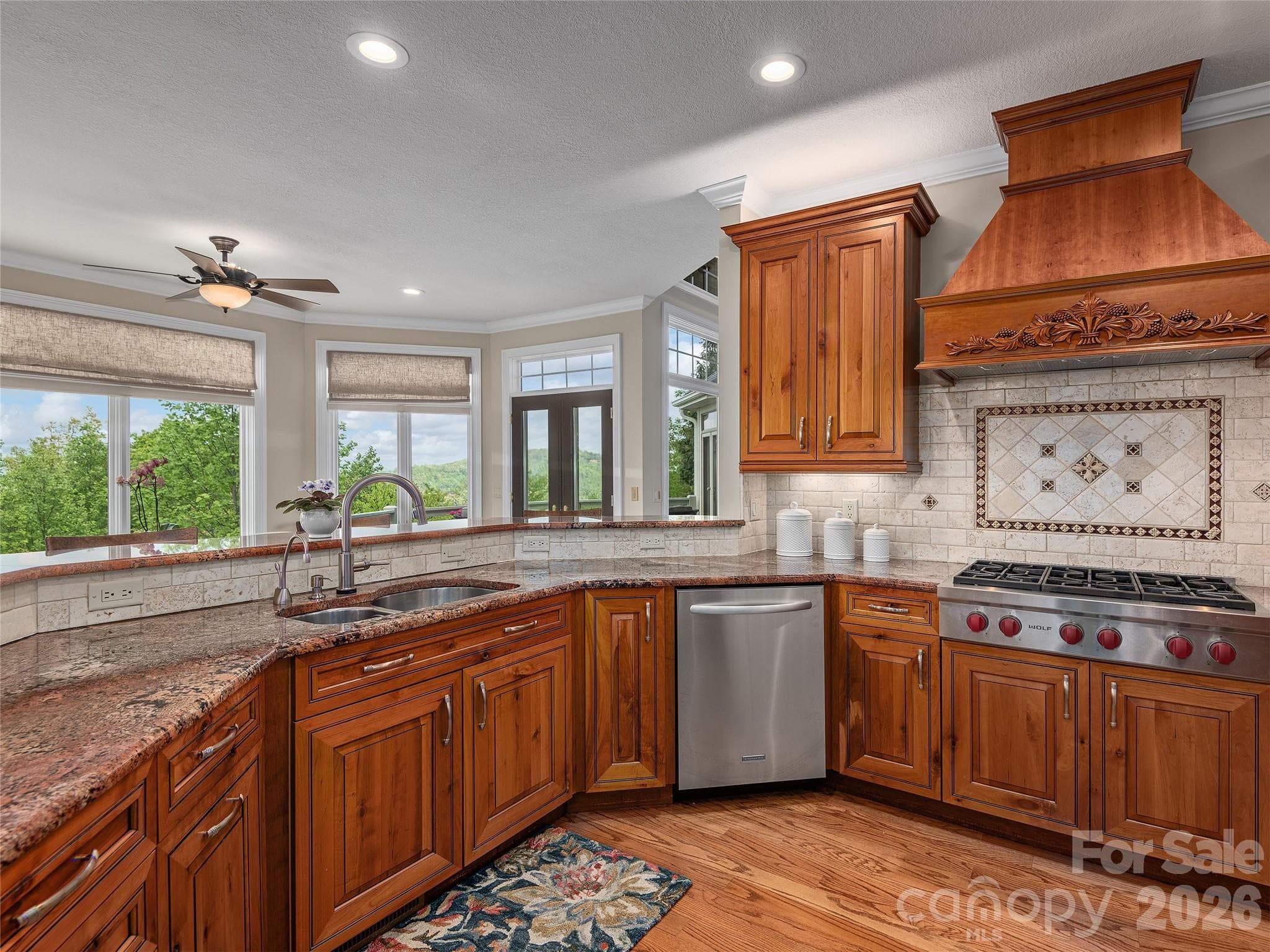 Single Family Residence at Hendersonville, photo 5 of 49