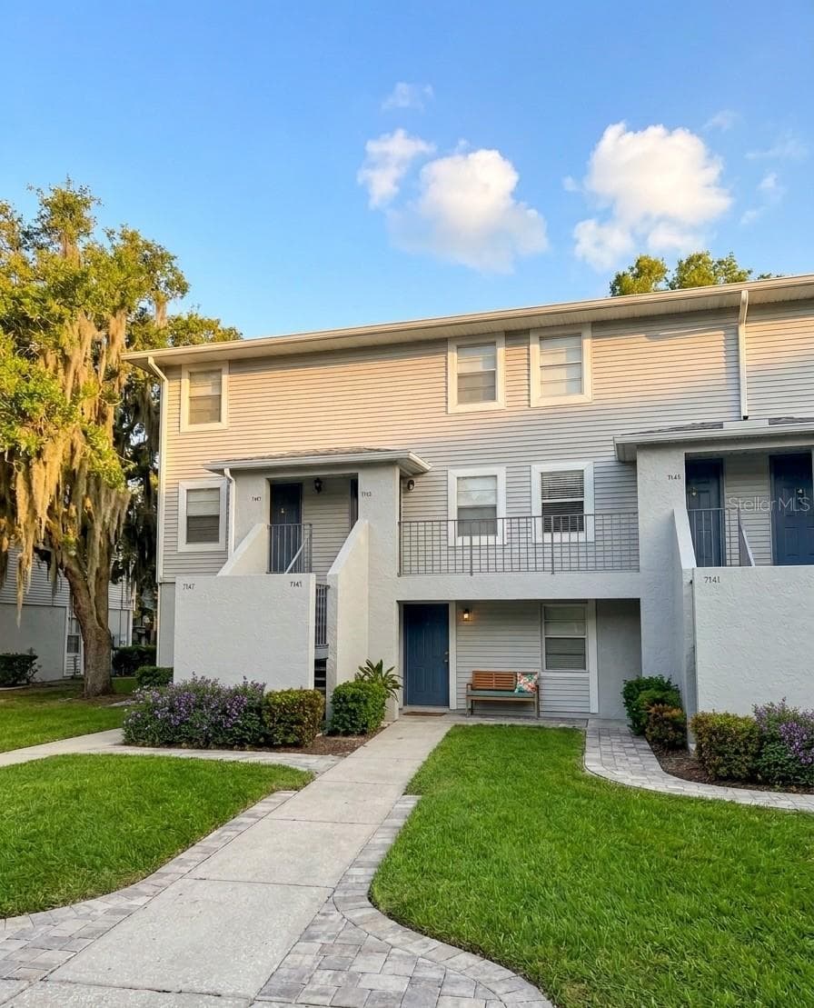 7143 E BANK DR #7143
