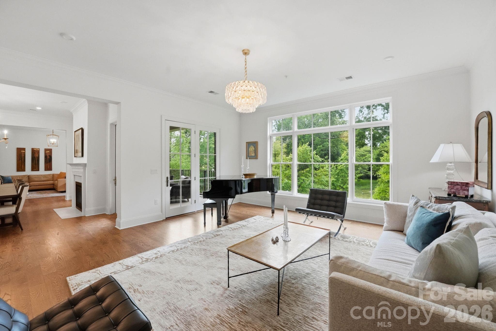 Living Room - 2312 Selwyn Avenue, Charlotte