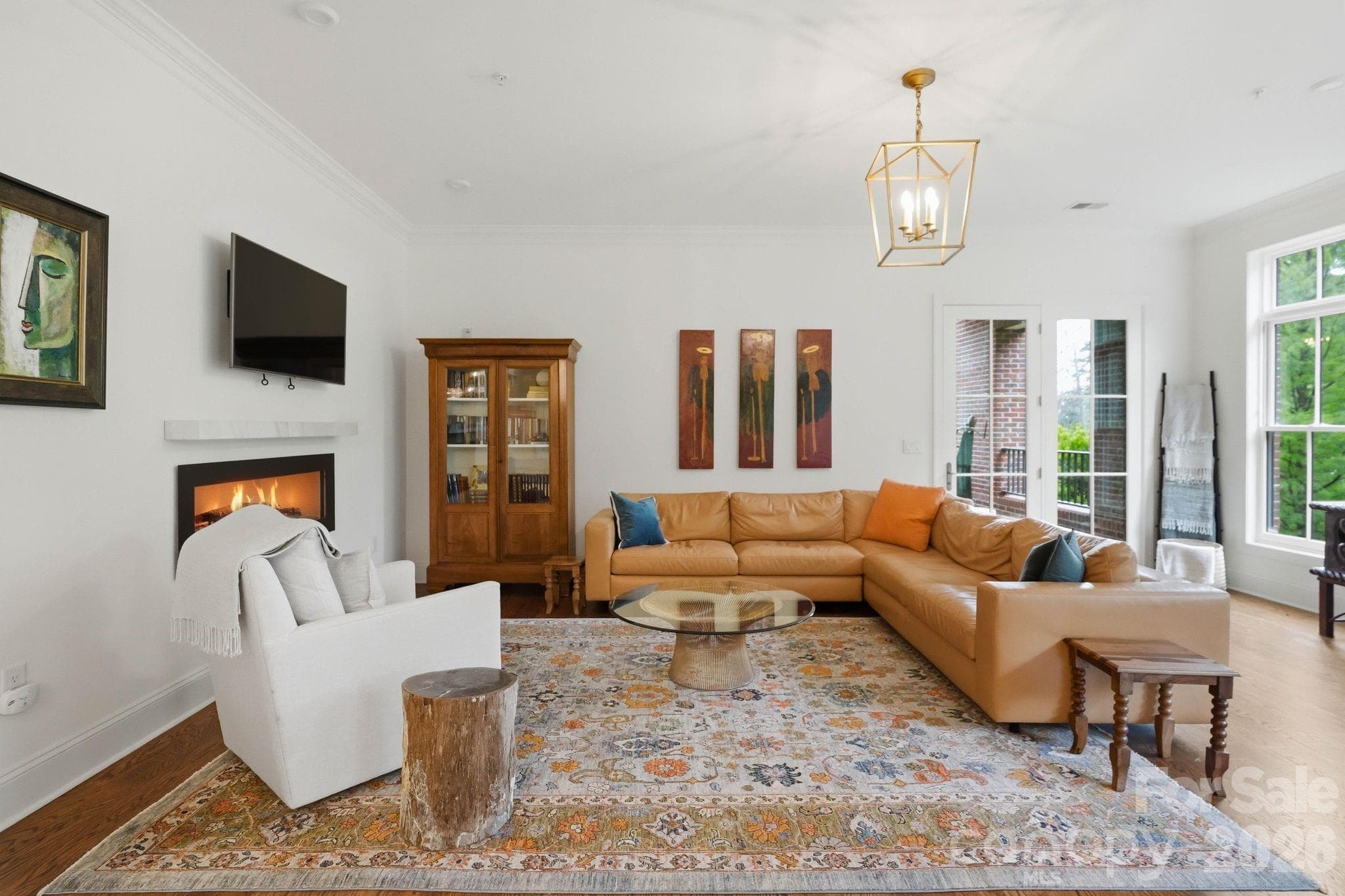 Family Room - Charlotte