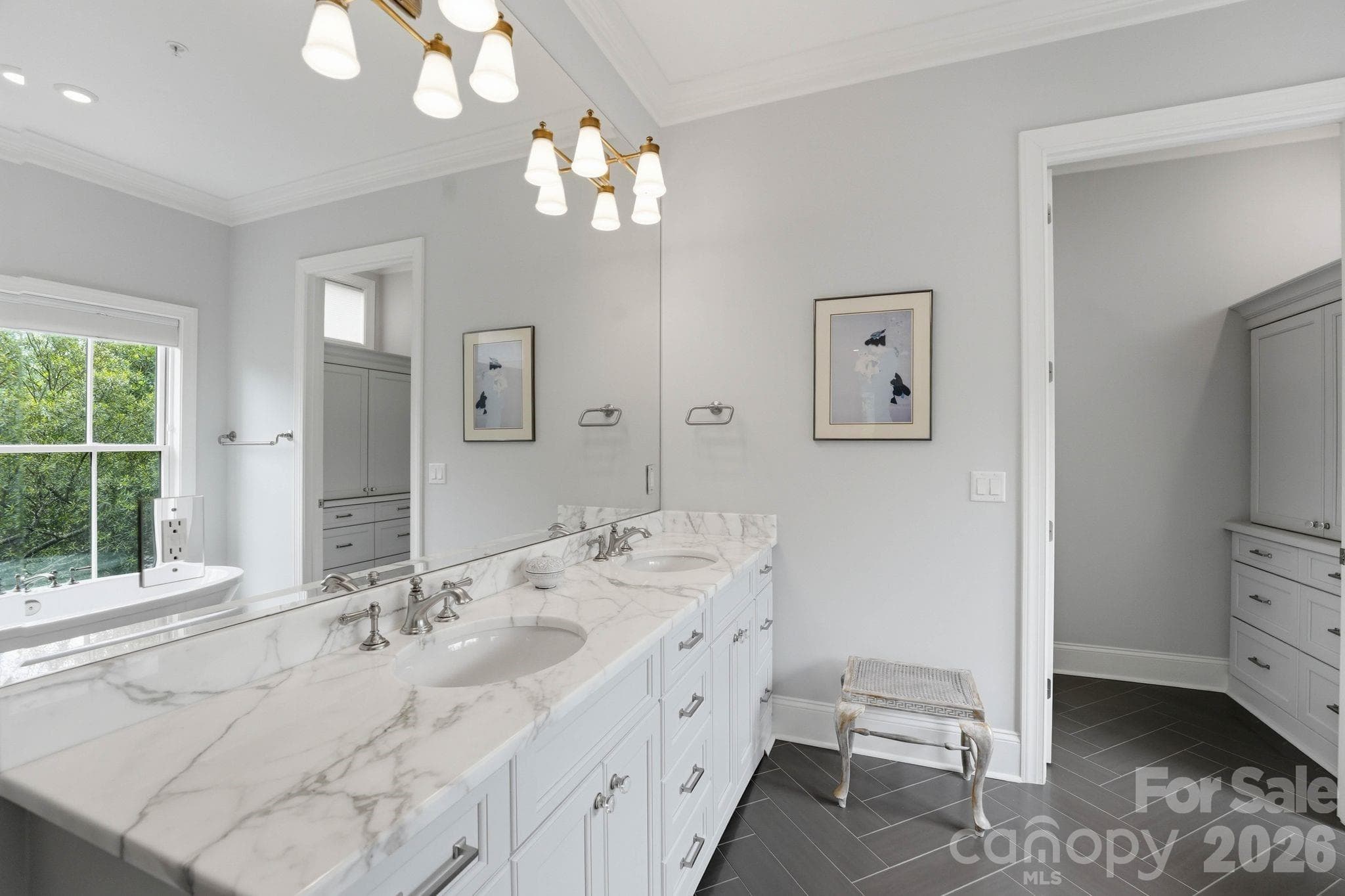 Primary Bathroom - 2312 Selwyn Avenue, Charlotte