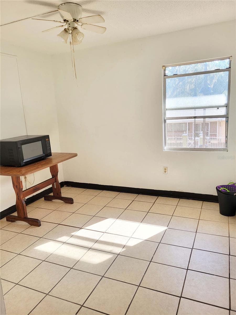 Condominium at 914 SW 8TH AVE #26, GAINESVILLE, photo 10 of 15