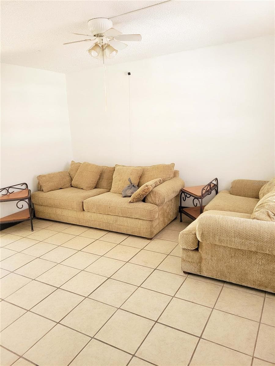 Condominium at 914 SW 8TH AVE #26, GAINESVILLE, photo 15 of 15