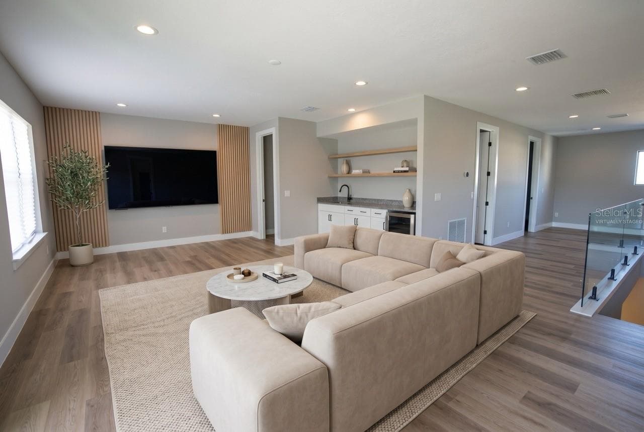 Virtually Staged - 16046 VETTA DR, BELLA COLLINA