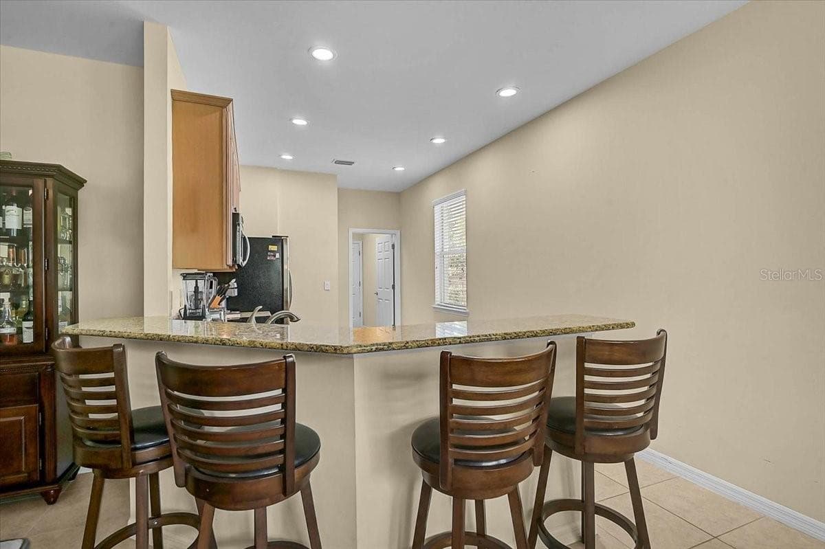 Single Family Residence at 9815 NOSTALGIA PL, ENGLEWOOD, photo 10 of 37