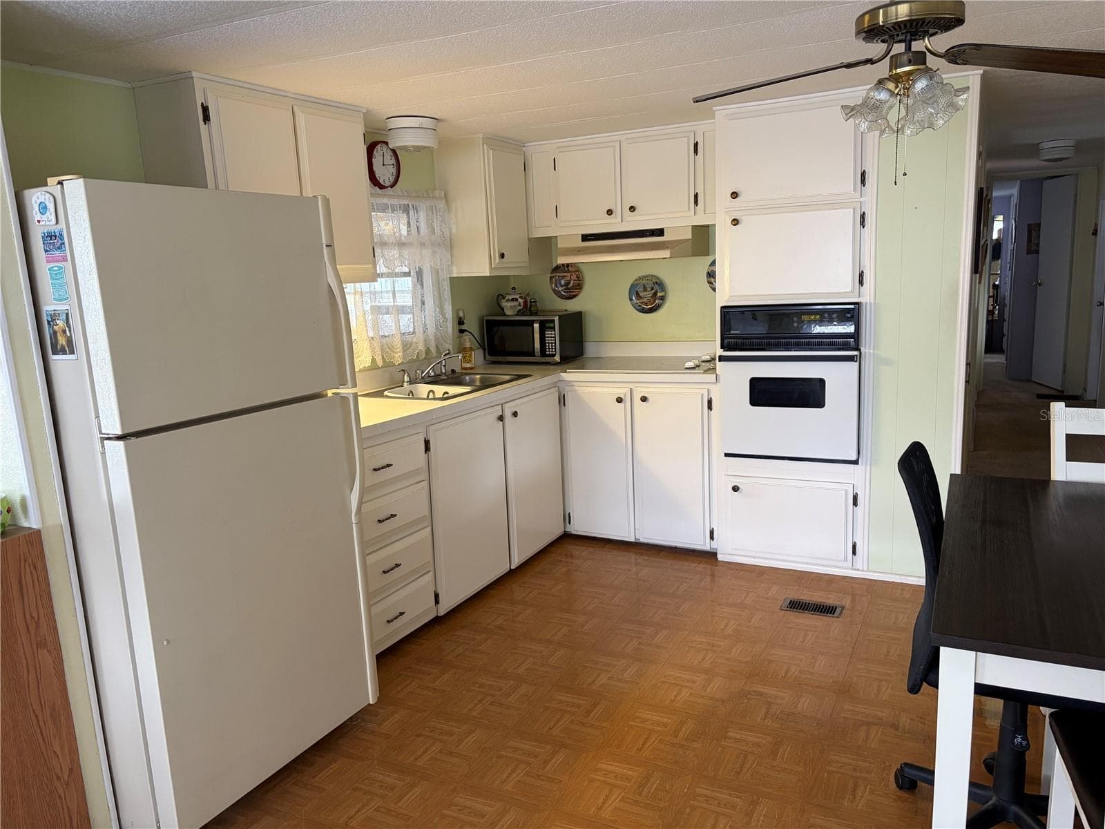 Mobile Home at 4833 BOCA RATON AVE, SARASOTA, photo 18 of 68