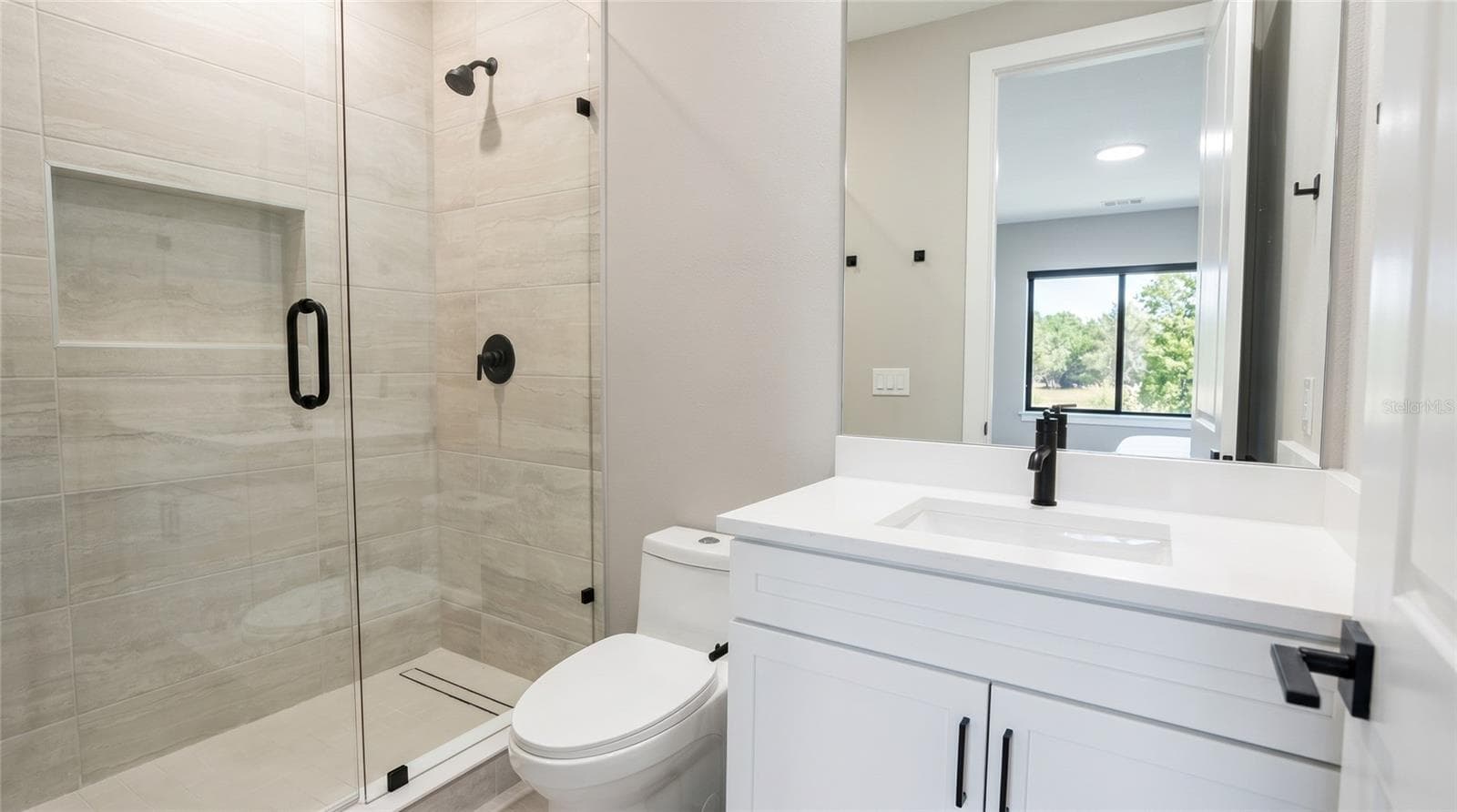 True Picture - 16046 VETTA DR, BELLA COLLINA