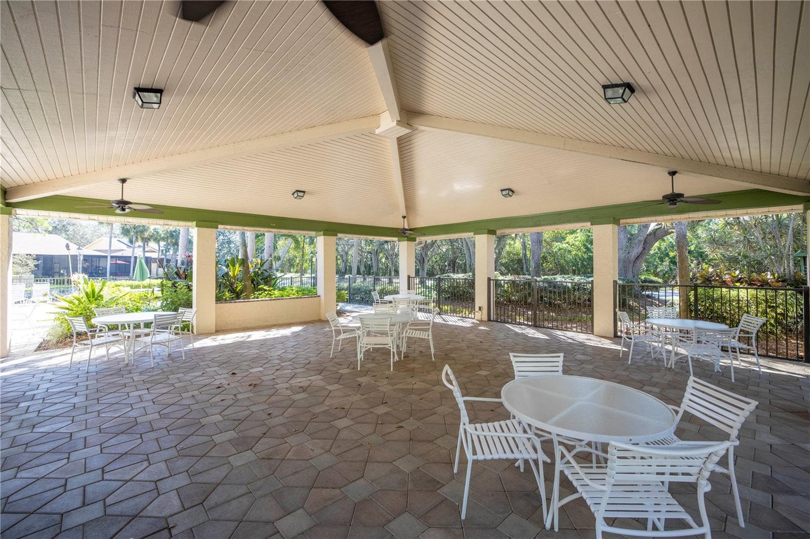 Large covered pavilion for parties, gatherings, cookouts and meetings - 1092 SANABEL CT NE, ST PETERSBURG