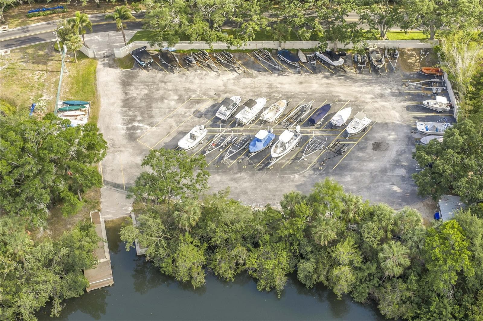 Locked and secure private boatyard with storage for boats, trailers, kayaks and paddleboards - 1092 SANABEL CT NE, ST PETERSBURG