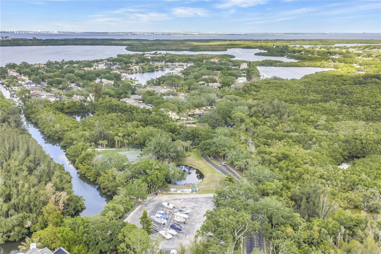 Plenty of access beyond to Tampa Bay and the Gulf! - 1092 SANABEL CT NE, ST PETERSBURG