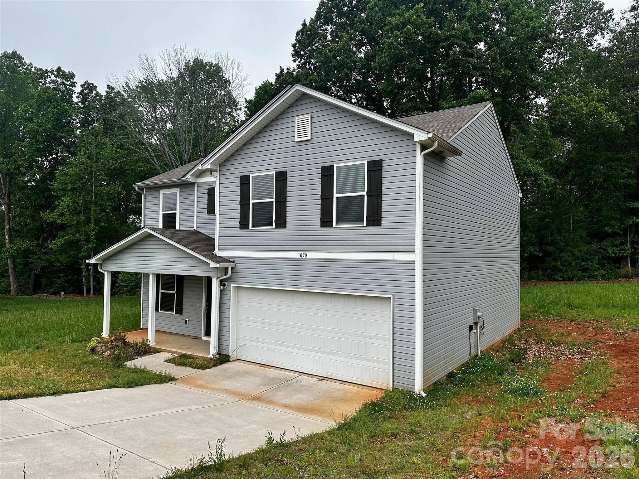 Single Family Residence at 1050 Glenbriar Court, Woodleaf, photo 2 of 27