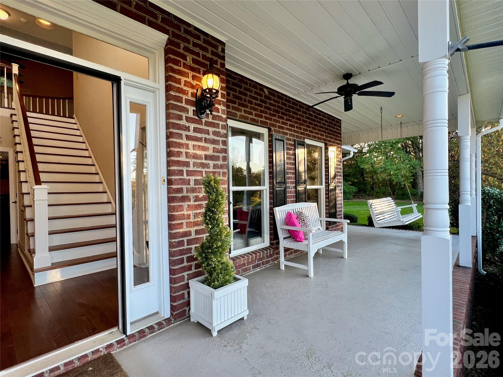 Single Family Residence at York, photo 6 of 35