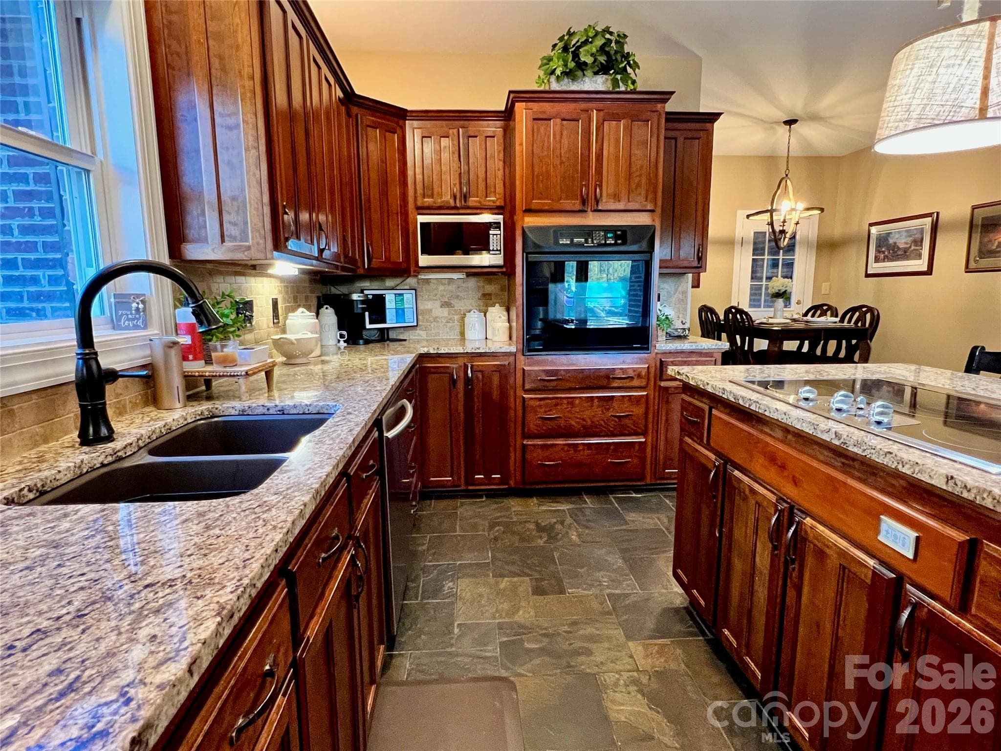 Single Family Residence at York, photo 9 of 35