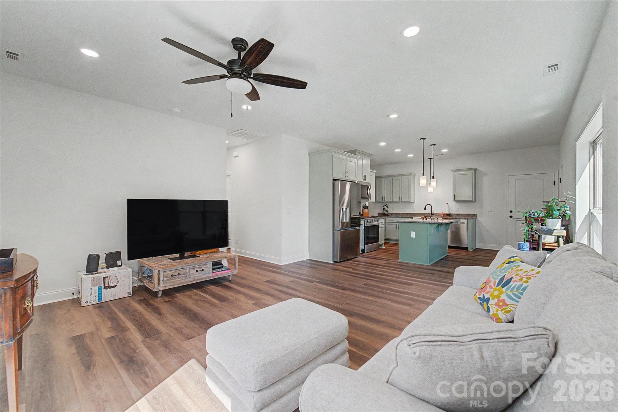 Single Family Residence at Waynesville, photo 12 of 44