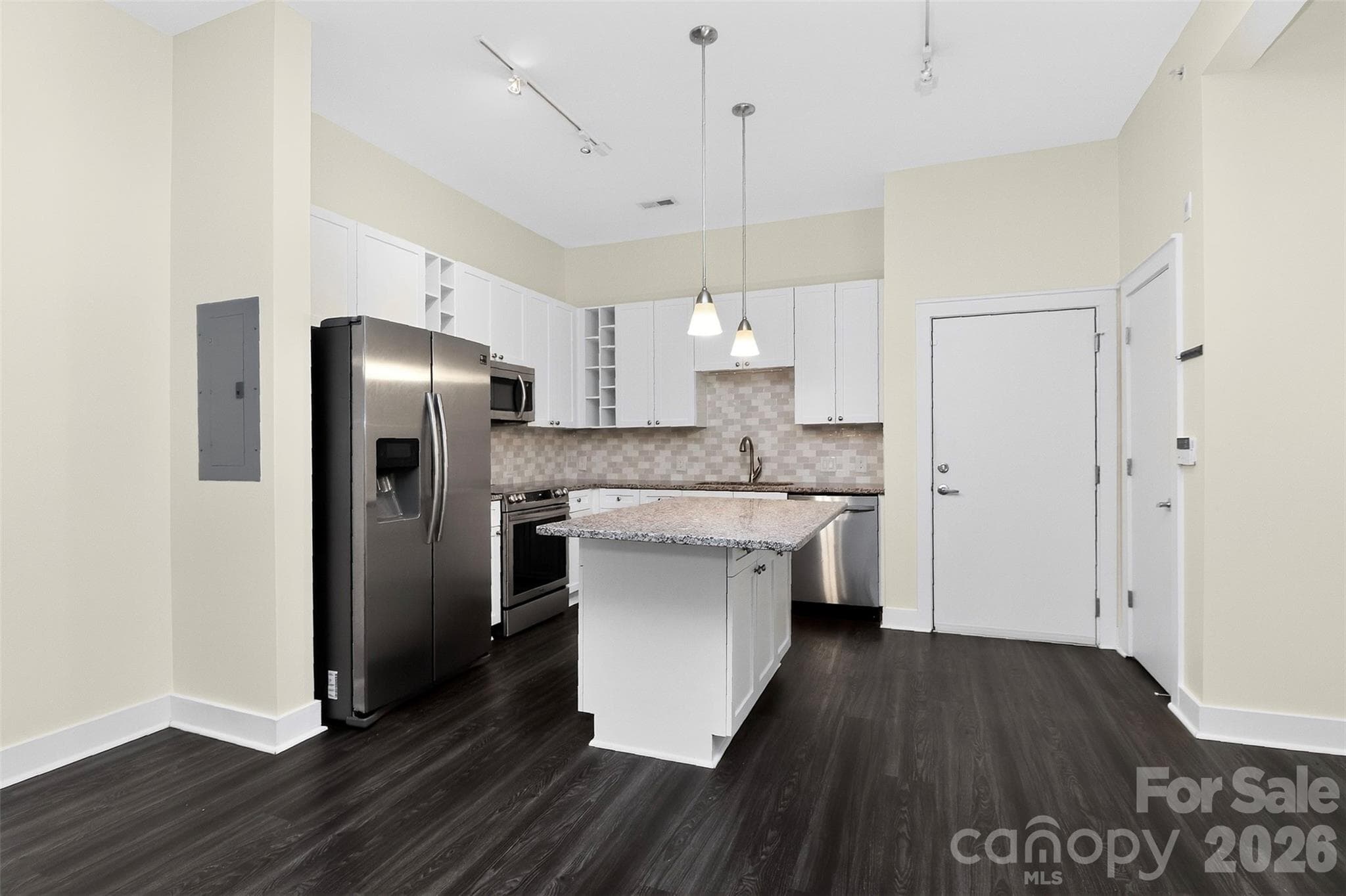 Condominium at 716 N Davidson Street, Charlotte, photo 7 of 33