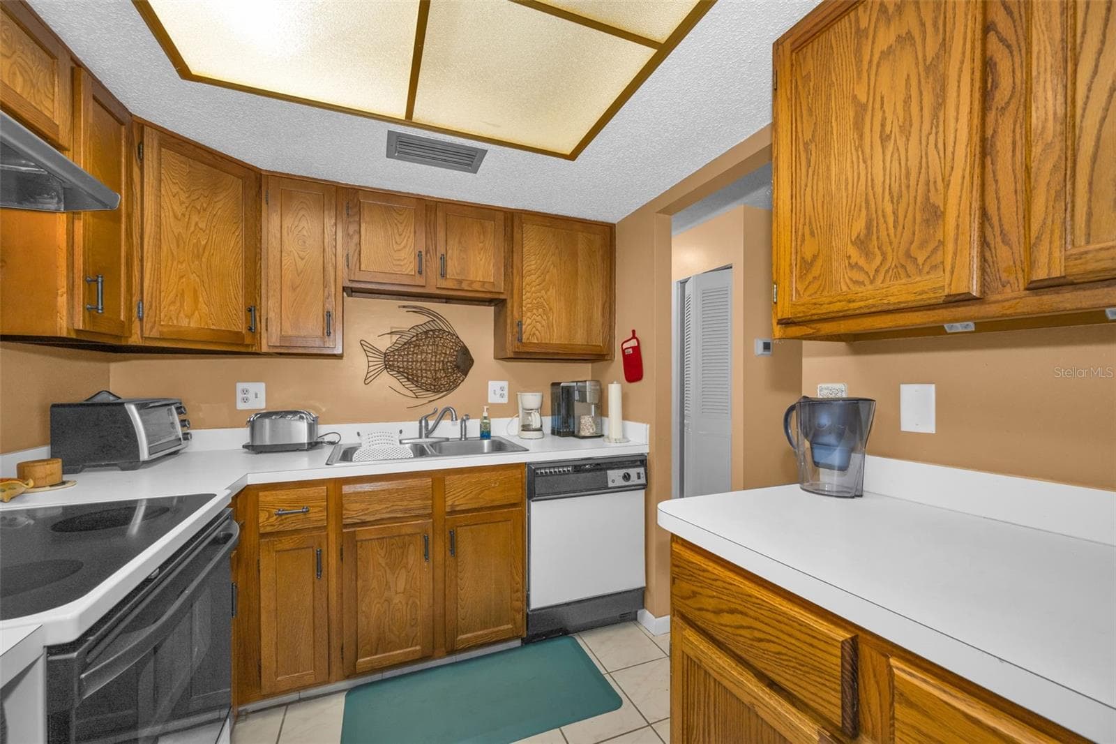 Condominium at 2700 BAYSHORE BLVD #6107, DUNEDIN, photo 16 of 48