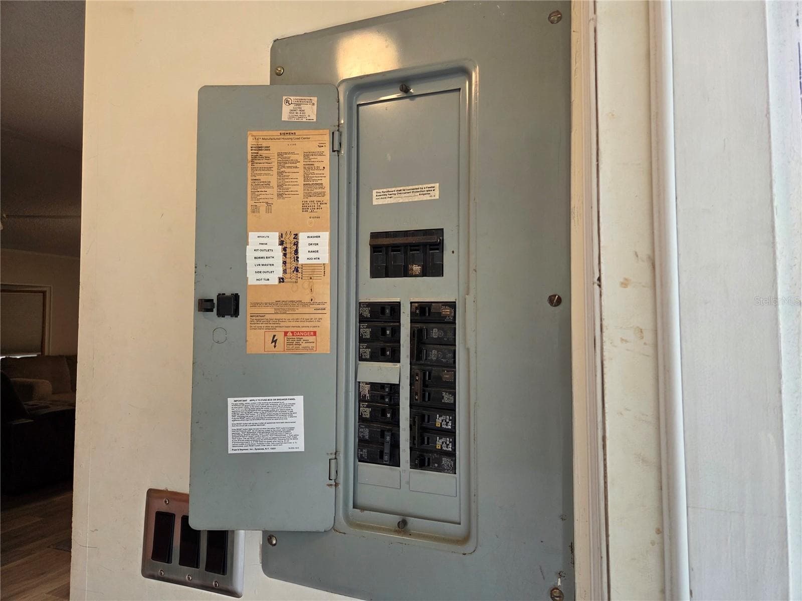 Electric Panel - 421 MARGARET ST, BRONSON