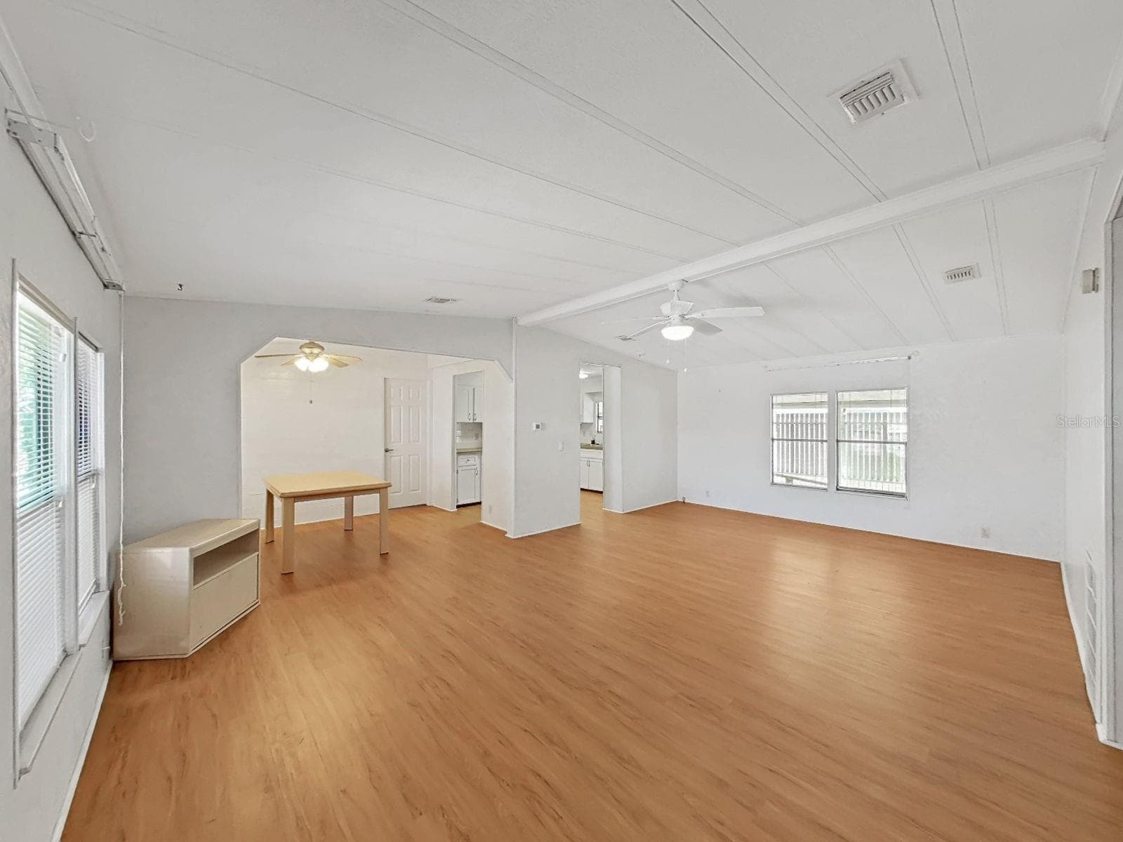 Manufactured Home at 1688 FOXWAY DR, LAKELAND, photo 16 of 39