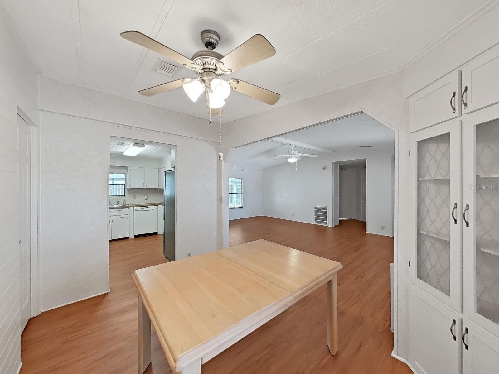 Manufactured Home at 1688 FOXWAY DR, LAKELAND, photo 18 of 39