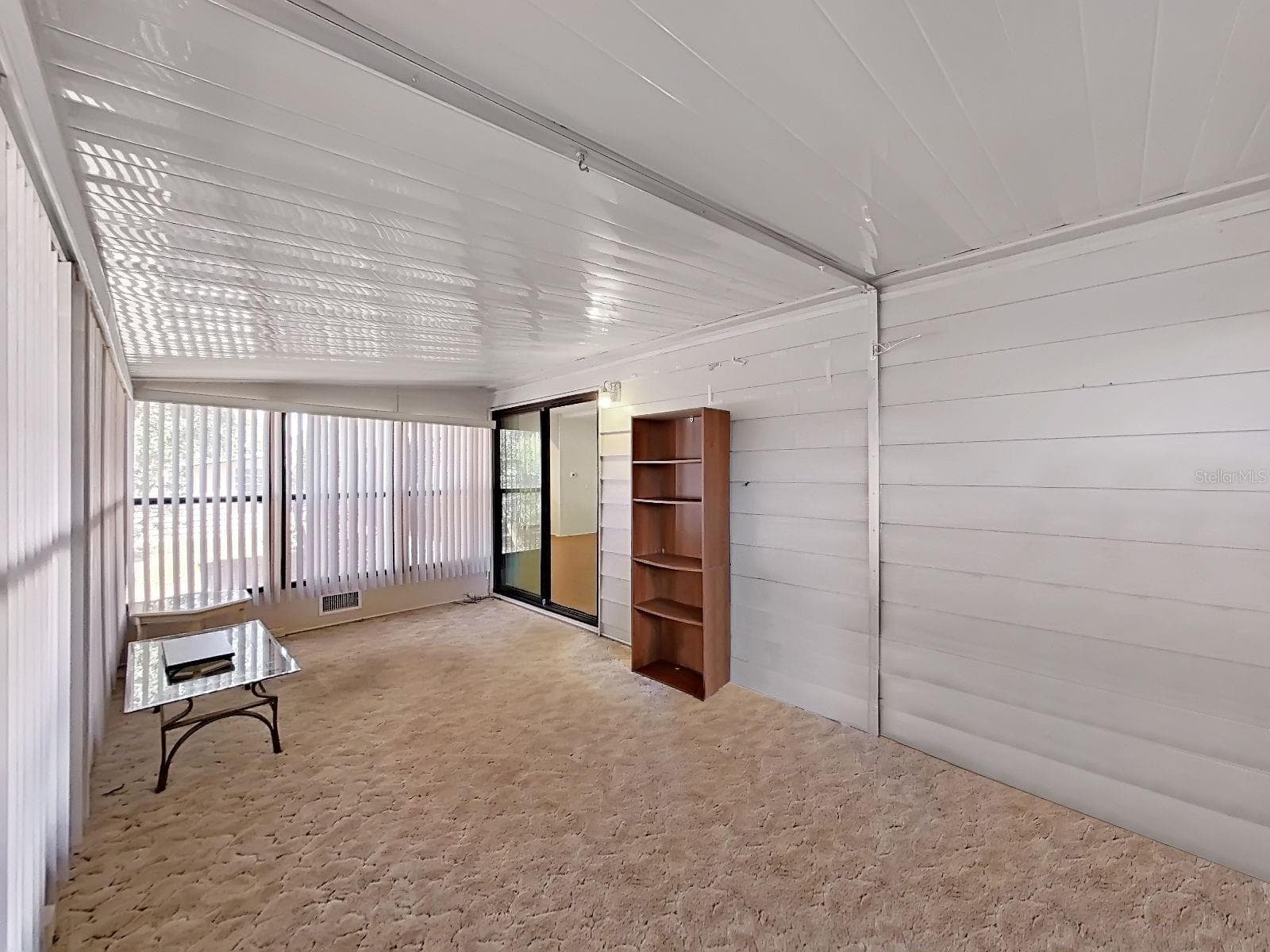 Manufactured Home at 1688 FOXWAY DR, LAKELAND, photo 29 of 39